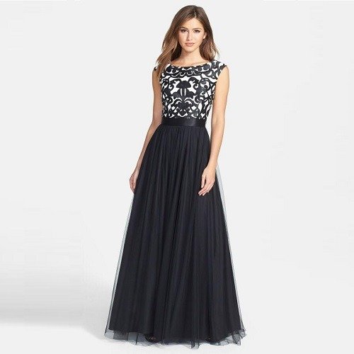 Black & White Contrasted Elegant Maxi