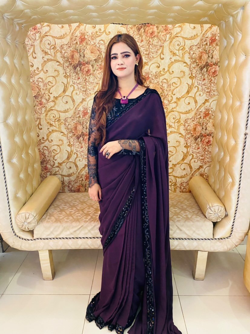 Marjanda Saree With Black Fancy Blouse