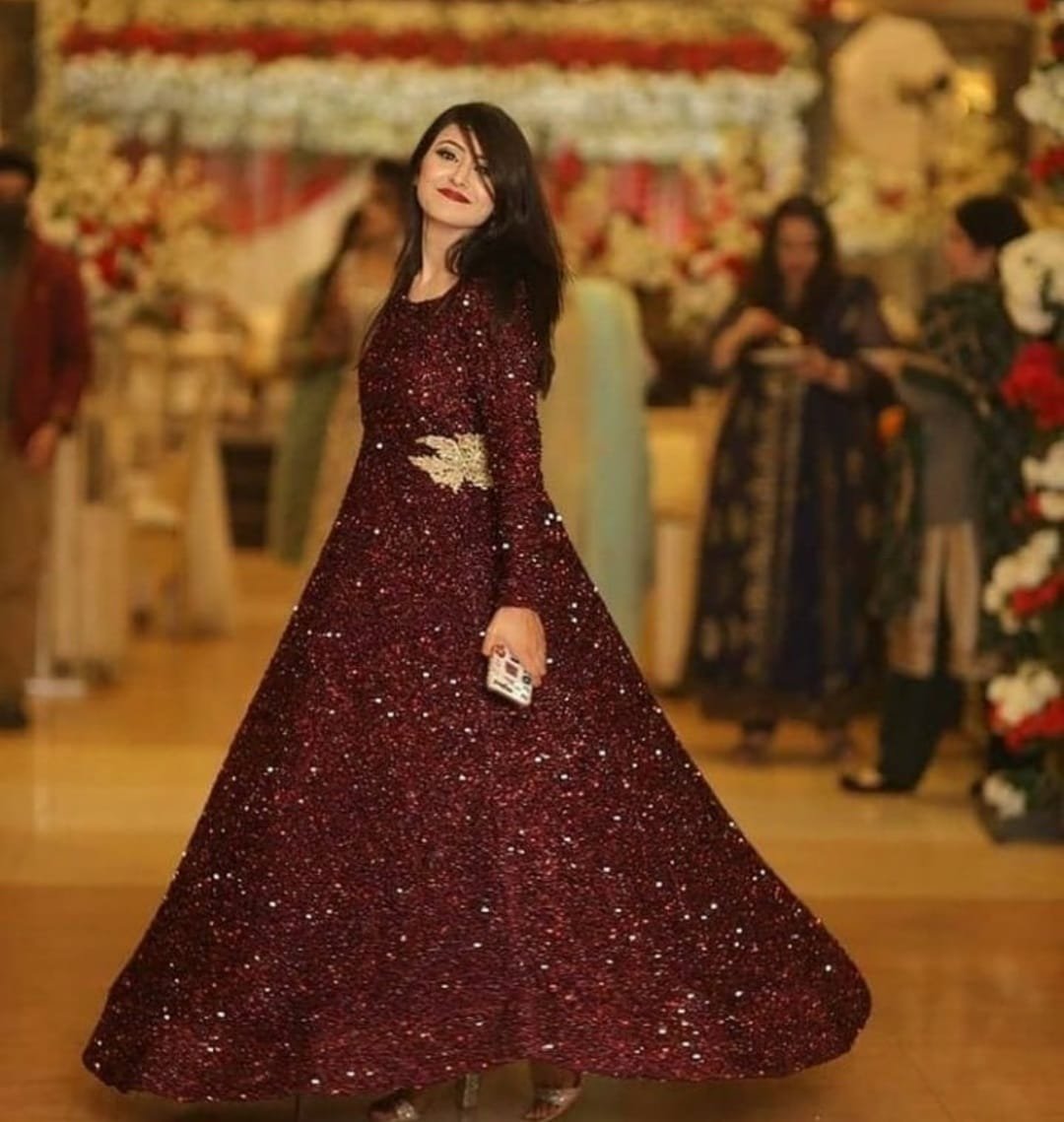 Maroon Sequin Maxi With Golden Side Bunch